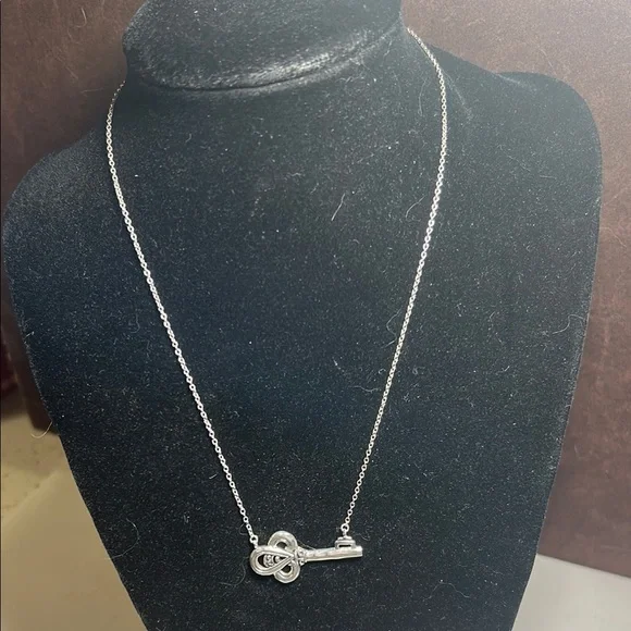 Silpada’s Sterling Key Necklace - Picture 3 of 6